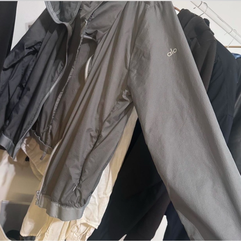 Alo catch the light jacket